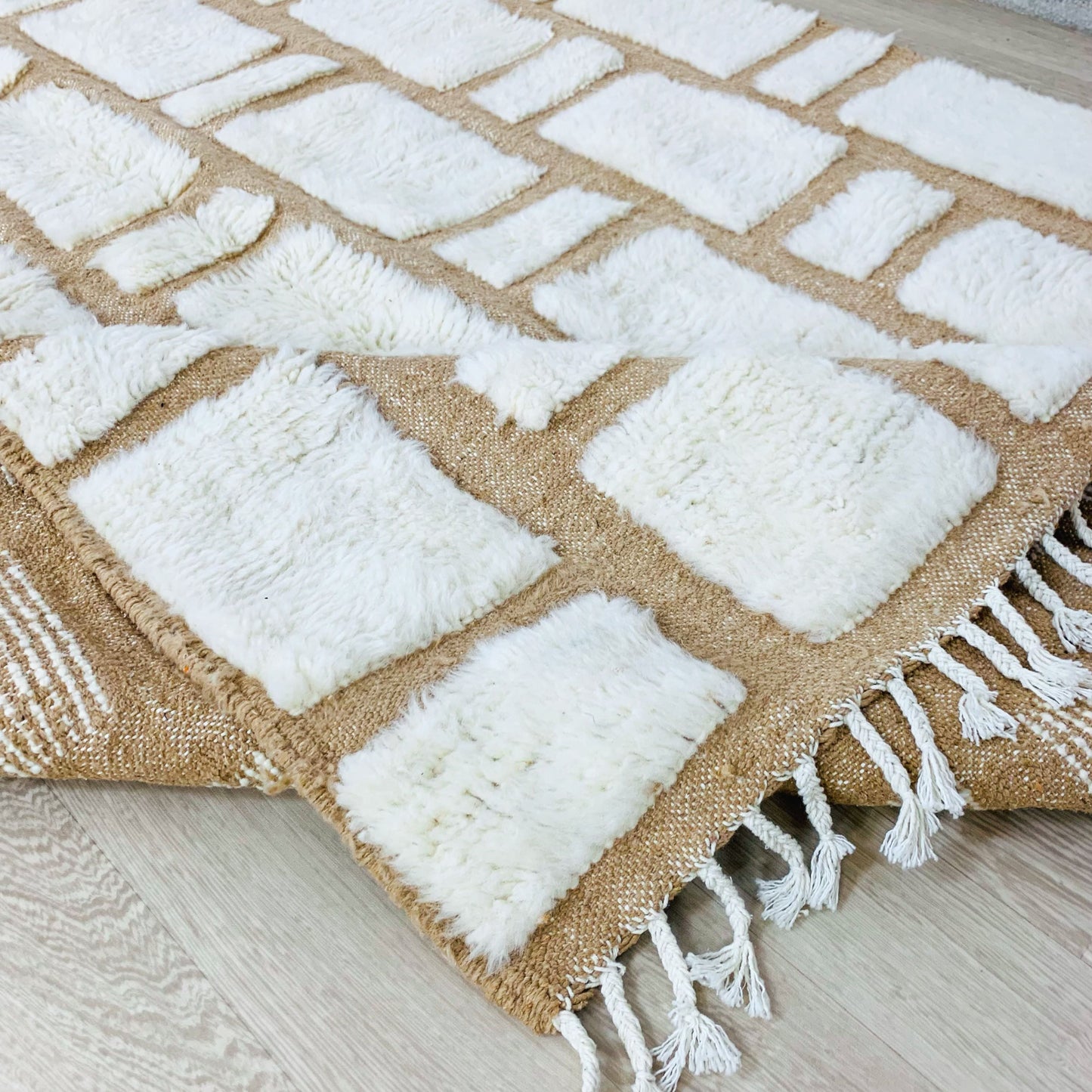 White Moroccan Shag Rug, Handtufted with Beige Checkered Pattern