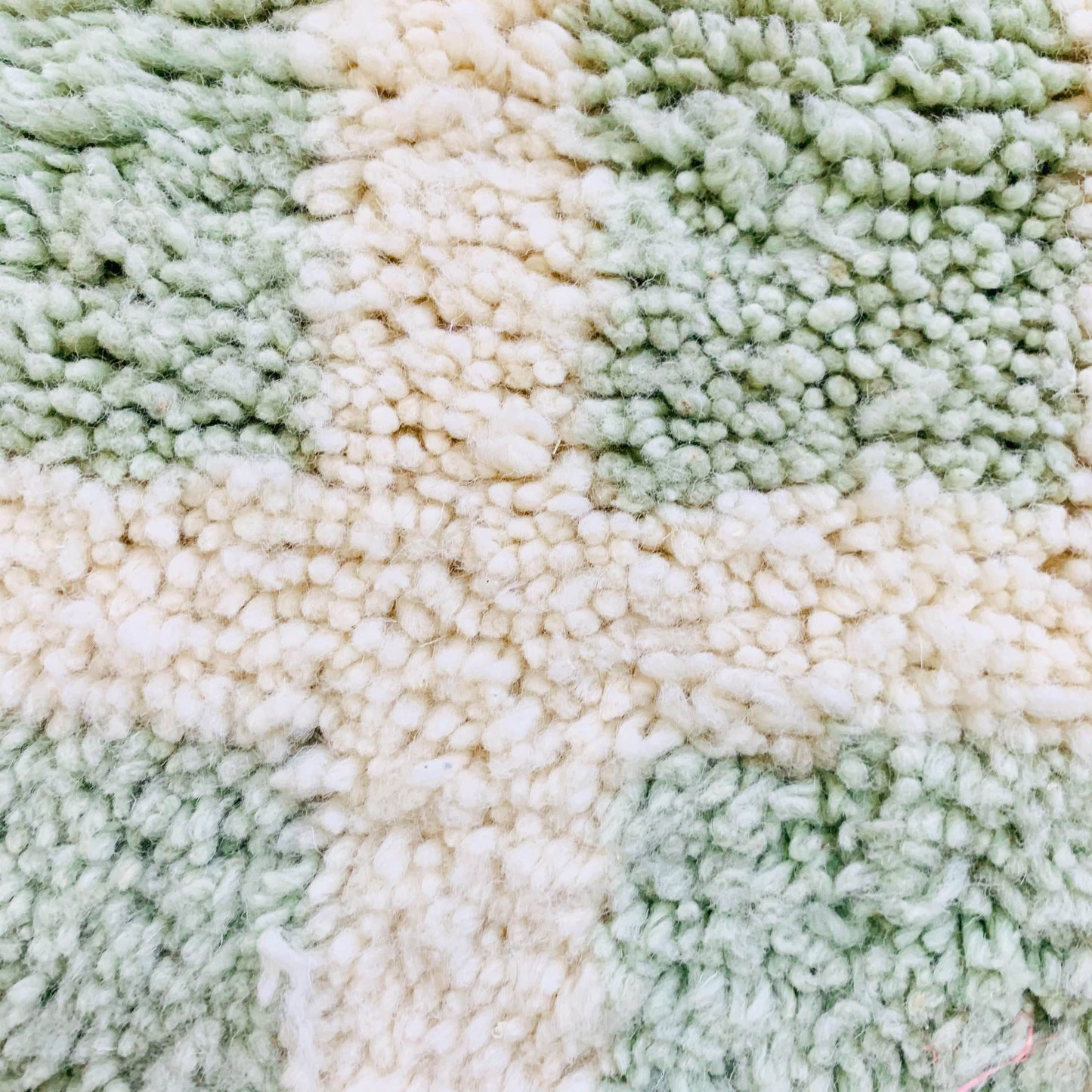 Green and White Moroccan Shag Rug - Geometric Pattern