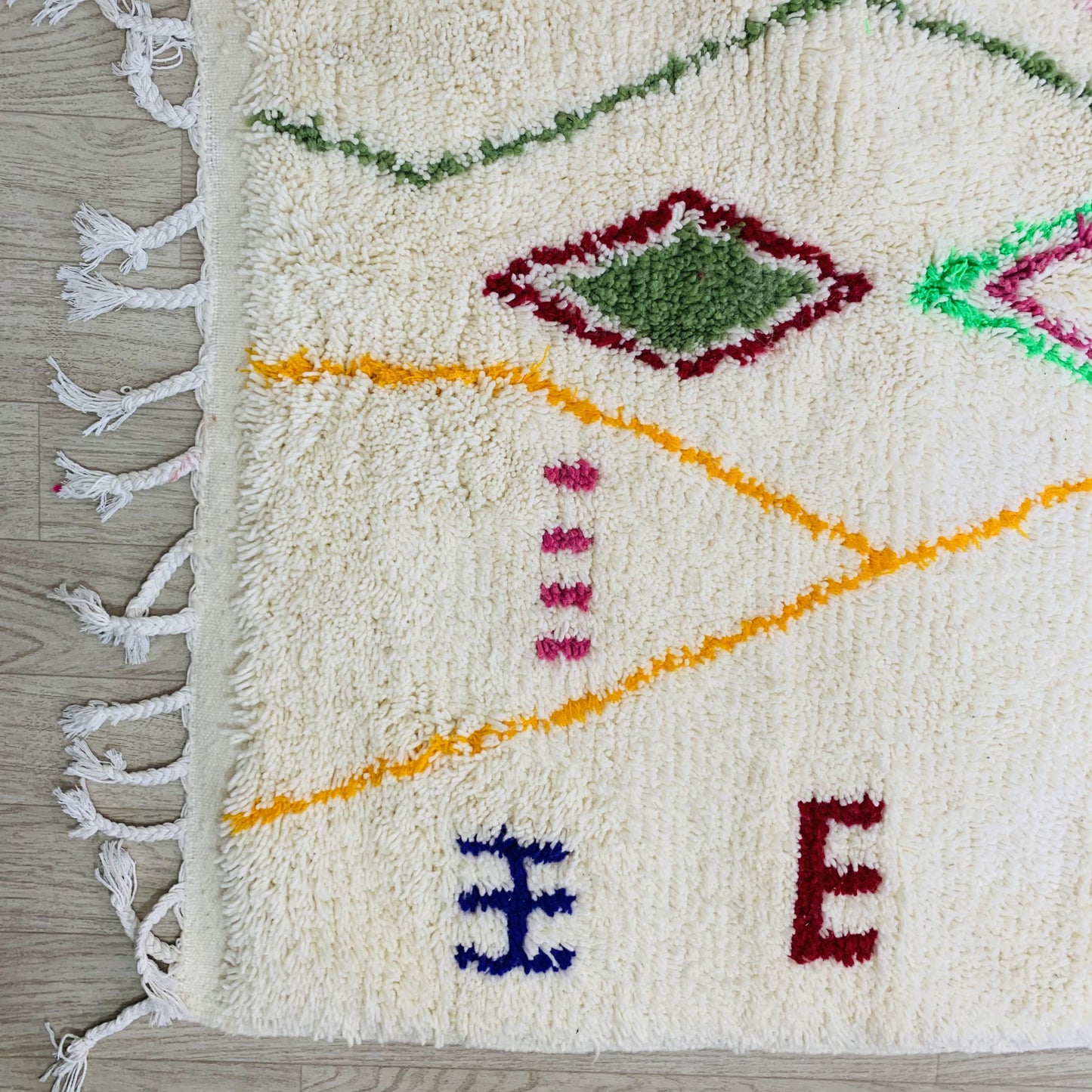 Colorful Beni Ouarain Moroccan Rug