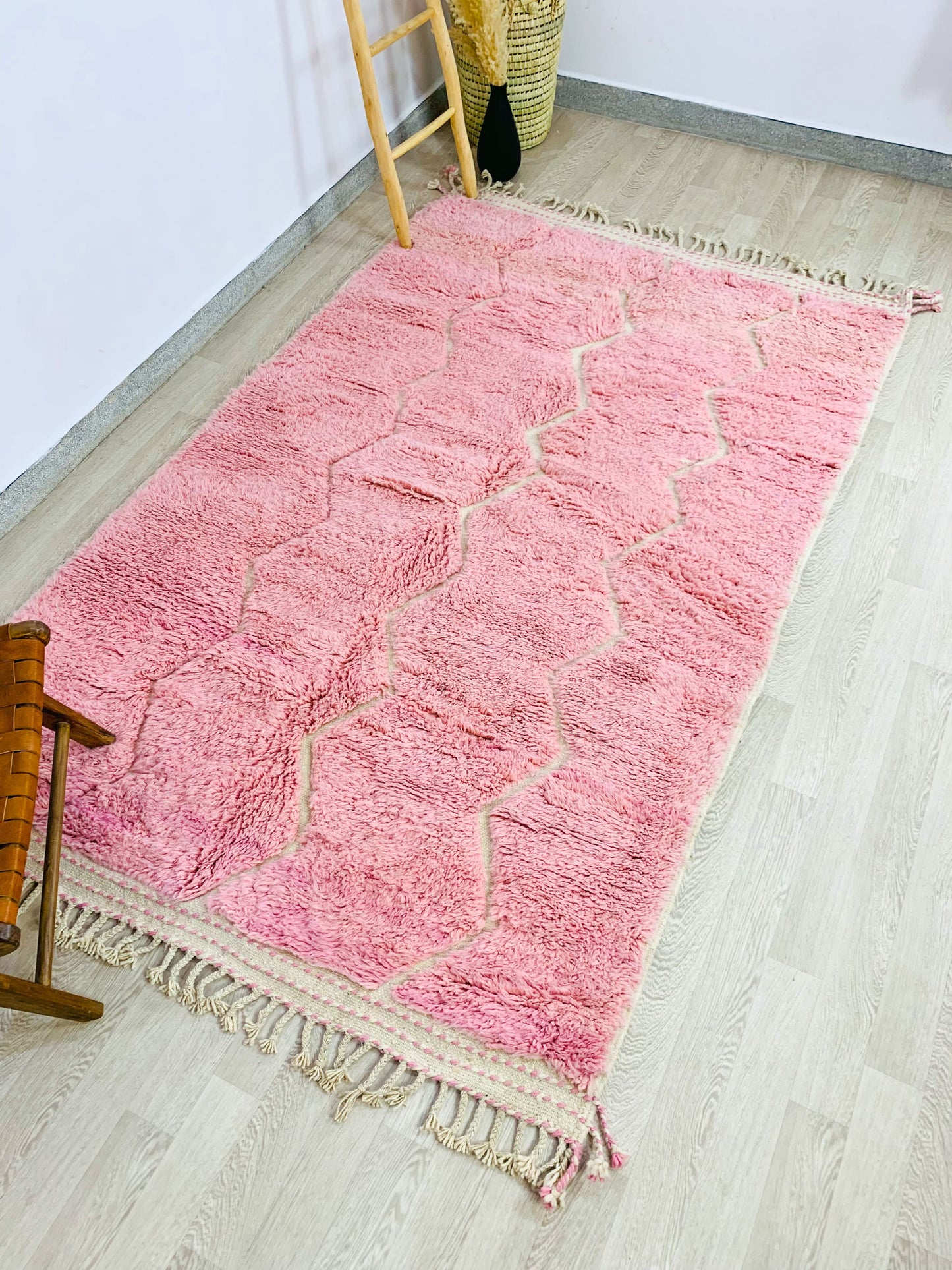 Hand-Tufted Pink Moroccan Shag Rug