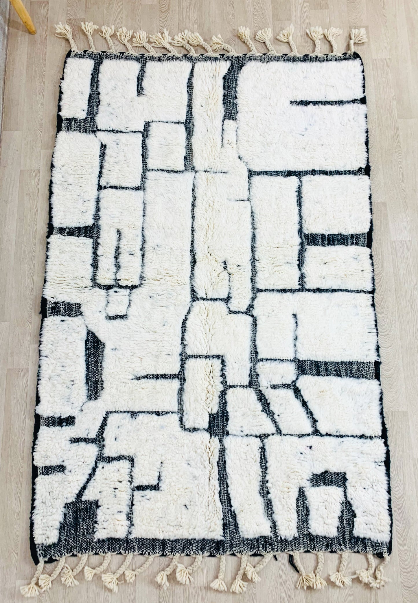 White Moroccan Shag Rug, Handtufted Black Geometric Pattern