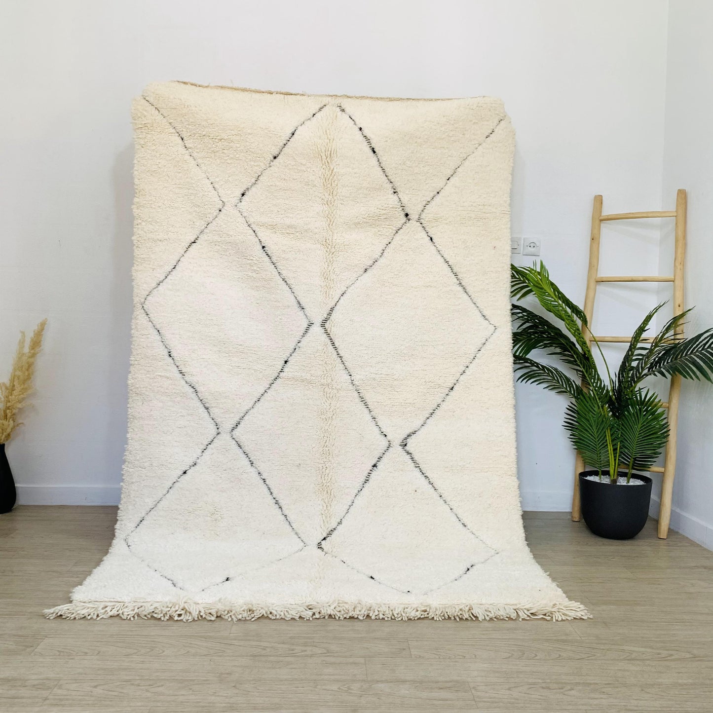 Moroccan White Beni Ouarain Rug