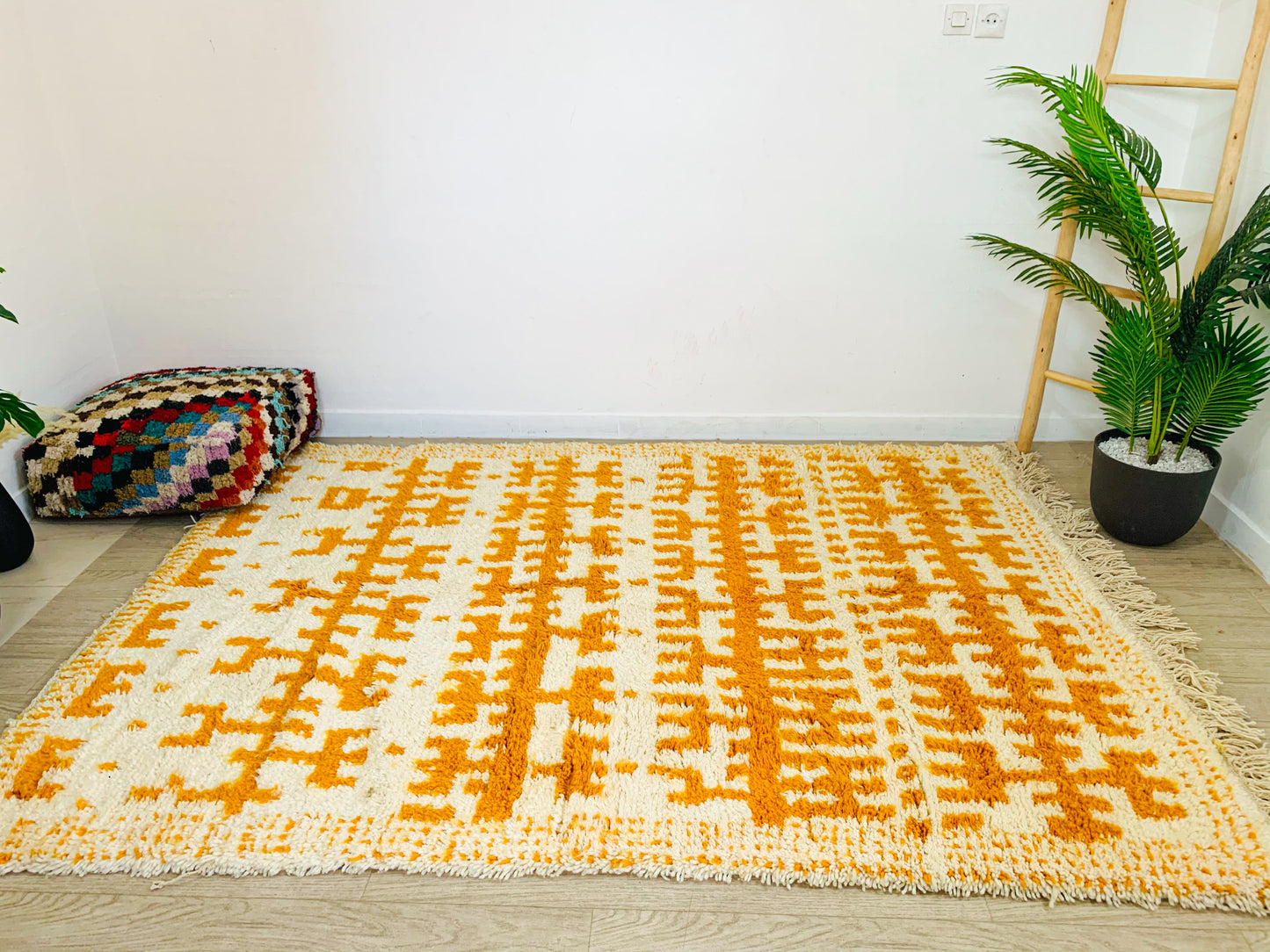 Moroccan White and Yellow Beni Ouarain  Rug