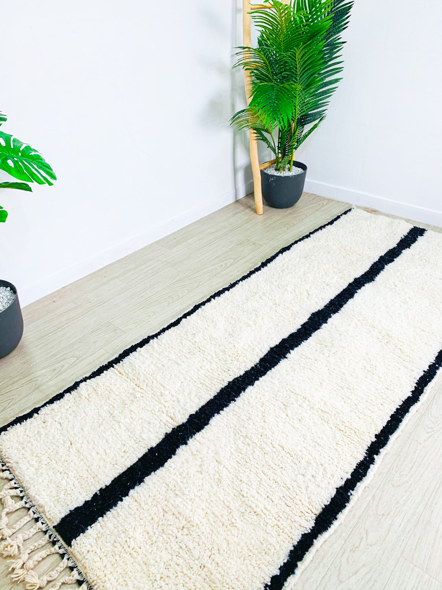 Moroccan White and Black Beni Ouarain Rug